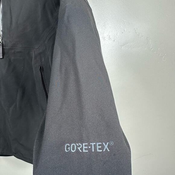 The North Face Boy’s GoreTex GTX Apex Flex Hard Shell Jacket Black Size Medium - Picture 5 of 11